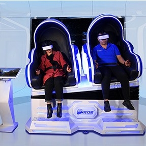 Simulador dobro da realidade virtual da cadeira 2500W 9D do ovo de VR para a zona de VR